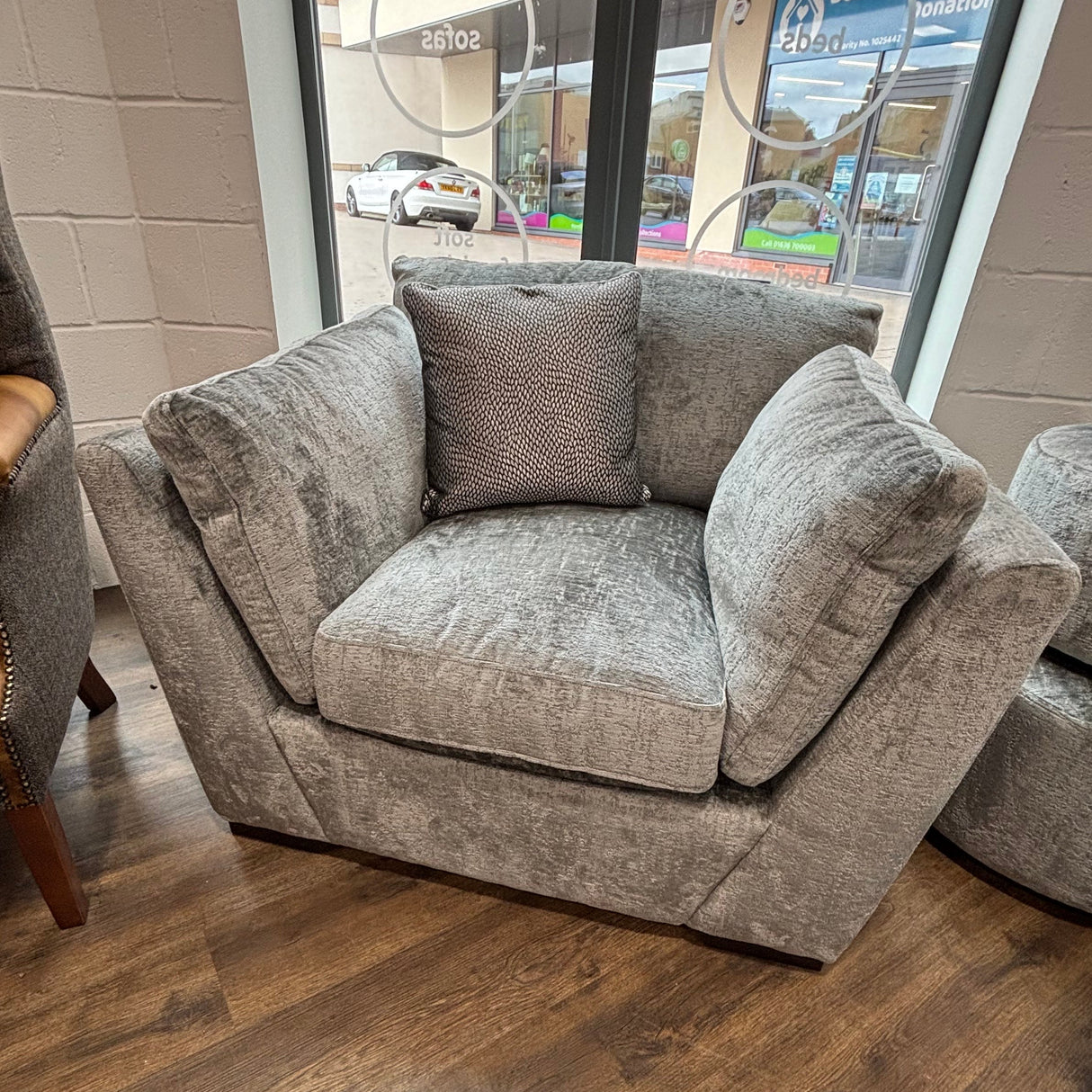 Clearance phoenix armchair