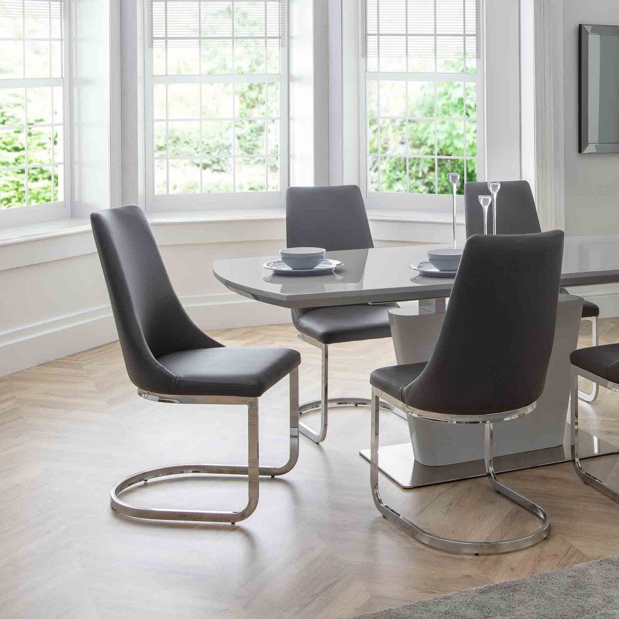 Julian Bowen Dining Chairs Como Cantilever Dining Chairs - Sold in pairs