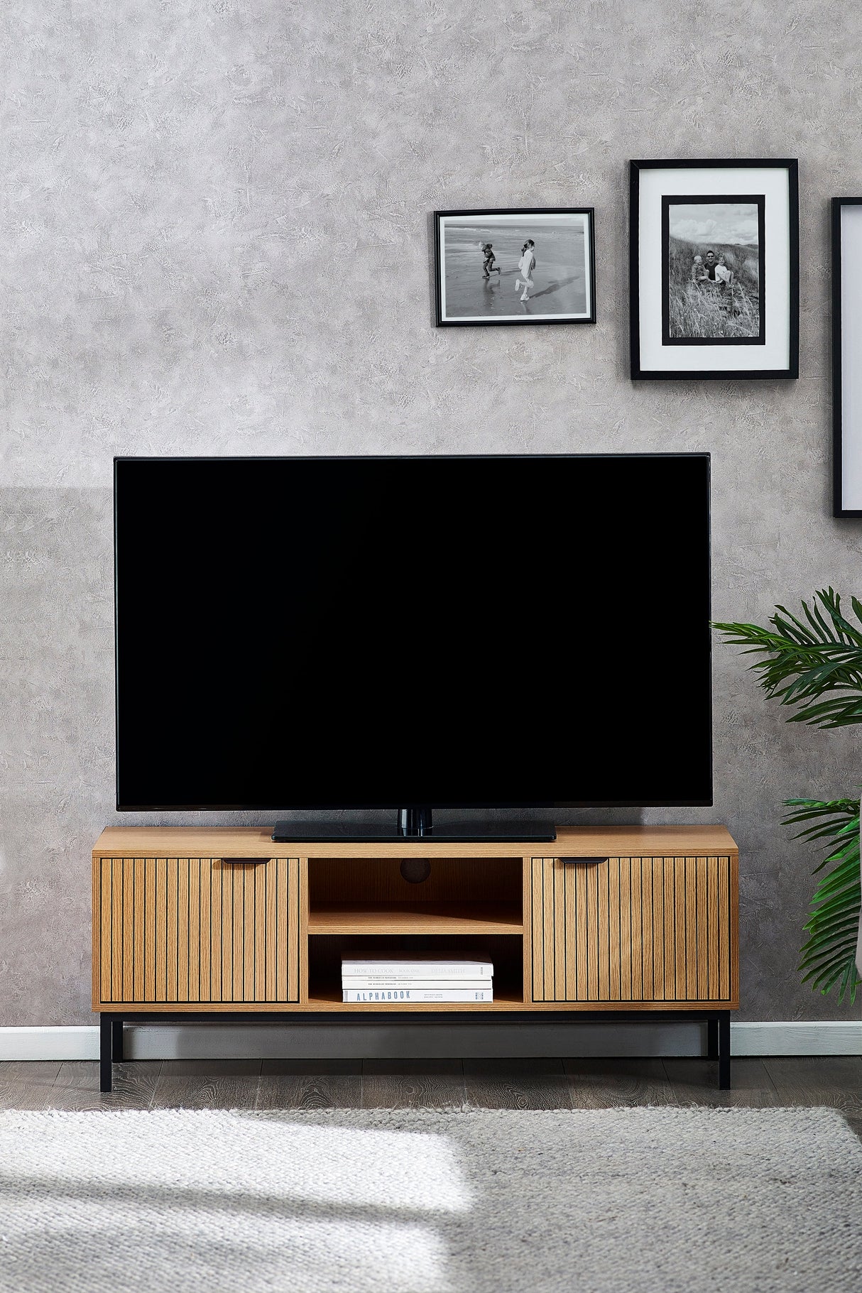 Julian Bowen TV Units Sia TV Unit