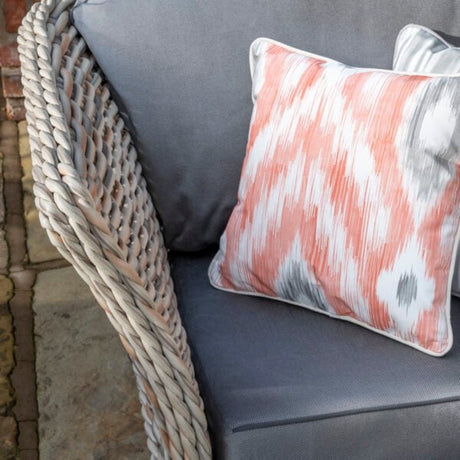 Daro Garden Lounging Chair Barcelona Garden Lounging Chair