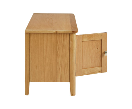 Global Home Furniture TV Media Stand Bath Oak Small Media Stand