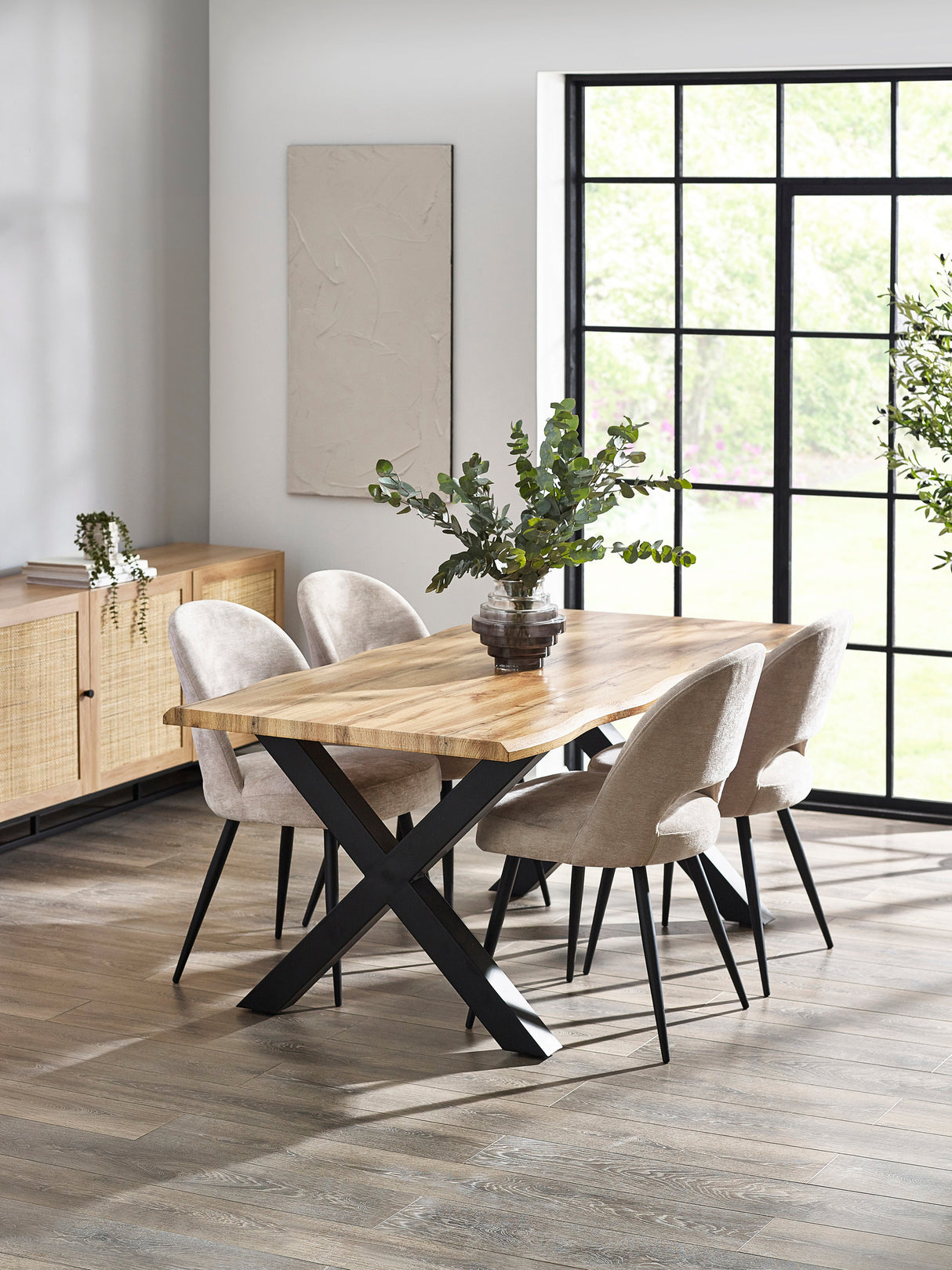 Julian Bowen Dining Tables Harvey Dining Table