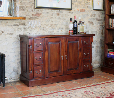 Baumhaus La Roque Sideboard